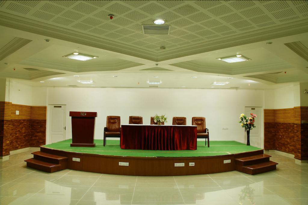 Hotel Dsf Grand Plaza Thoothukudi Extérieur photo